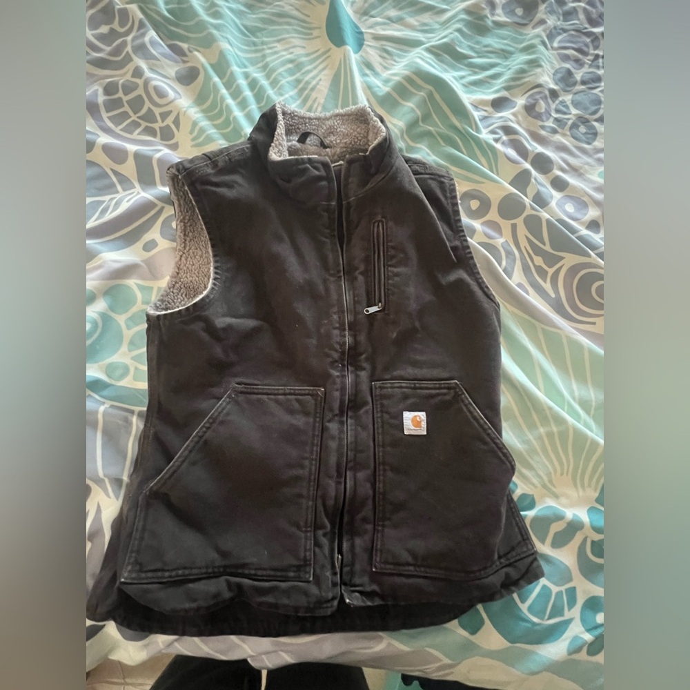 Woman’s carhartt duck canvas vest